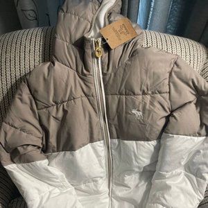 Abercrombie White / Gray Puffer Coat